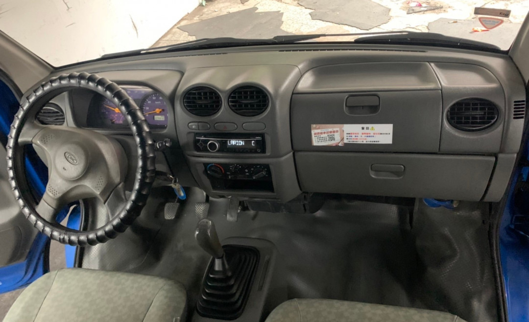 車款介紹-Mitsubishi菱利貨車手排1.3L(含鐵架帆布) 貨車出租/租貨車/搬家