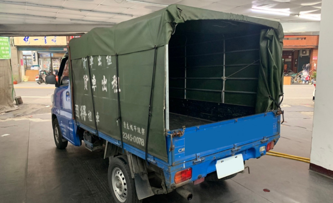 車款介紹-Mitsubishi菱利貨車手排1.3L(含鐵架帆布) 貨車出租/租貨車/搬家