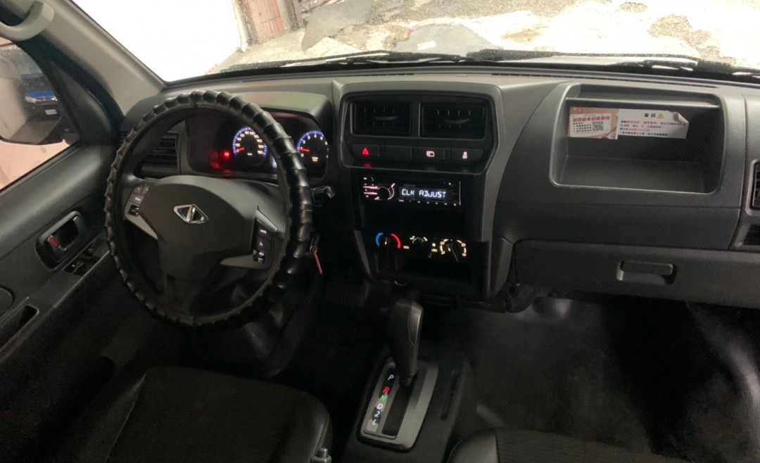 車款介紹-Mitsubishi菱利貨車自排1.5L(含鐵架帆布) 貨車出租/租貨車/搬家